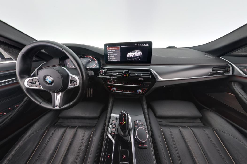 BMW 520 2021