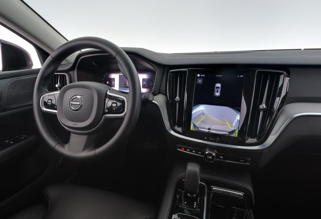 Volvo V60 2023