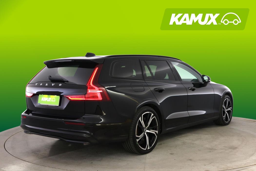 Volvo V60 2023