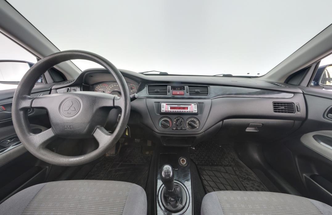 Mitsubishi Lancer 2004