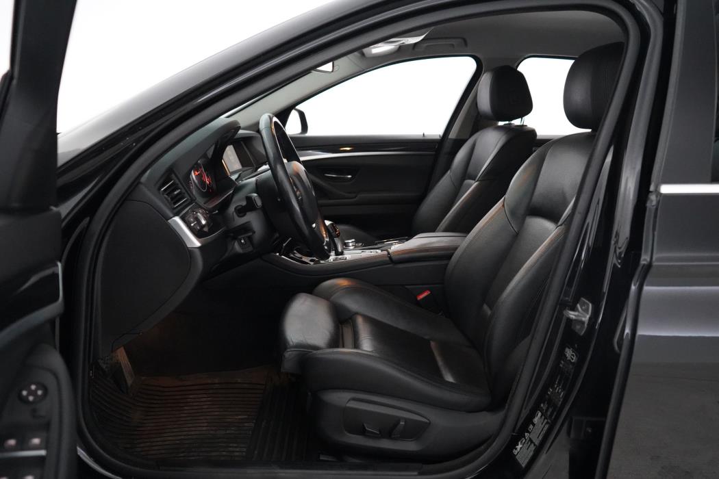 BMW 520 2015