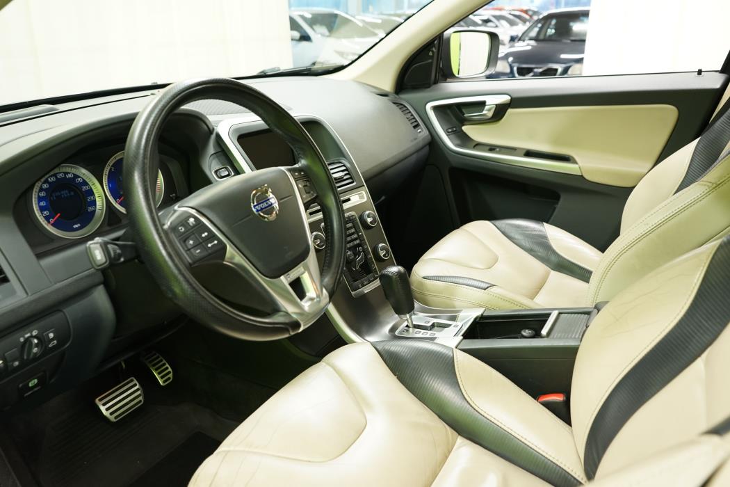 Volvo XC60 2011