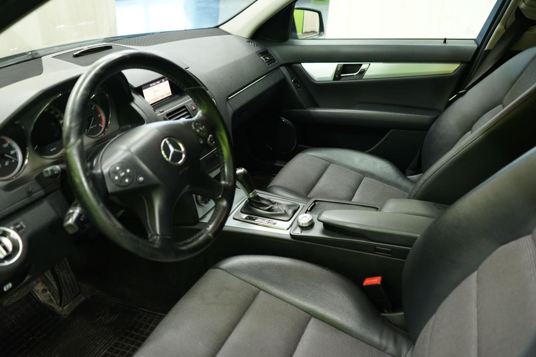 Mercedes-Benz C 2011