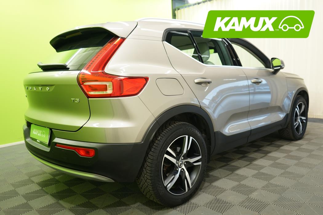 Volvo XC40 2021