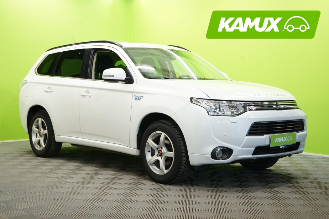 Mitsubishi Outlander PHEV 2014