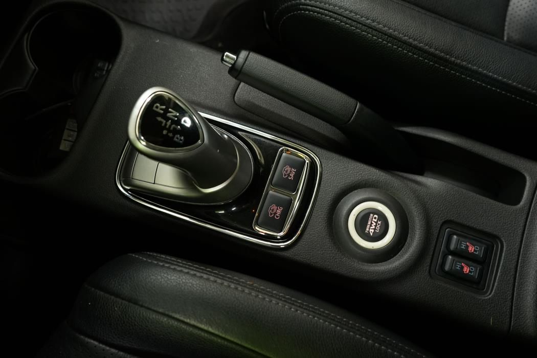 Mitsubishi Outlander PHEV 2014