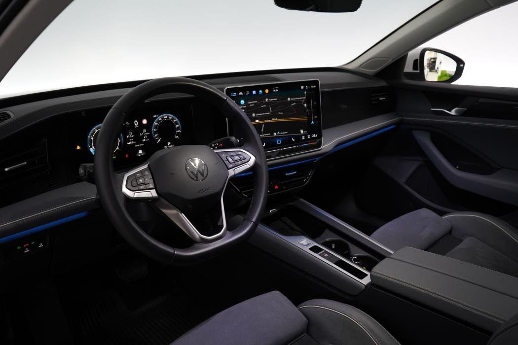 Volkswagen Passat 2024