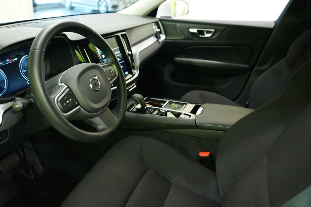 Volvo V60 2022