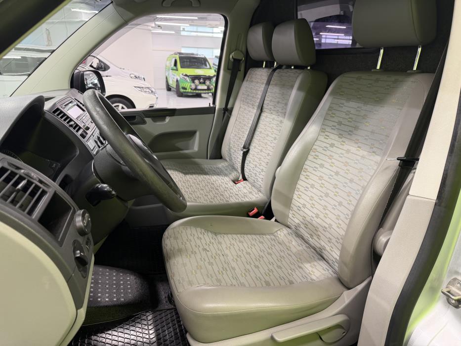 Volkswagen Transporter 2012