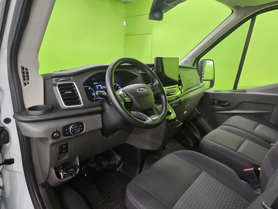 Ford Transit 2023