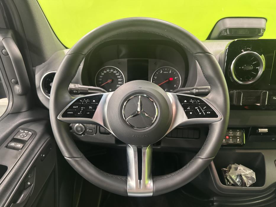 Mercedes-Benz Sprinter 2026