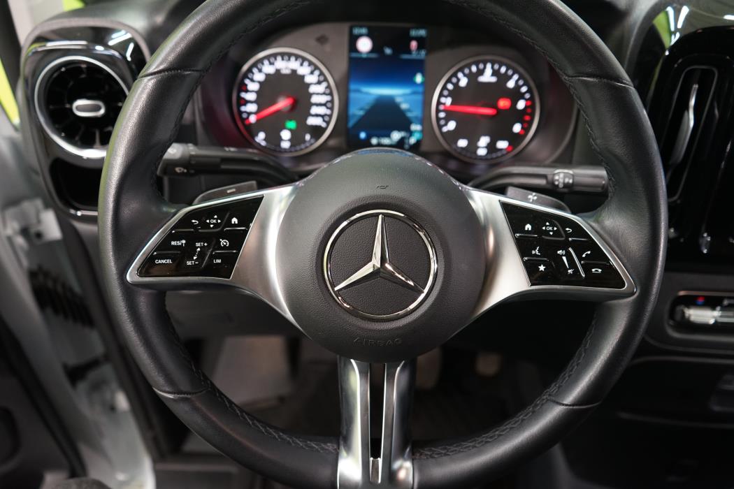 Mercedes-Benz Vito 2025