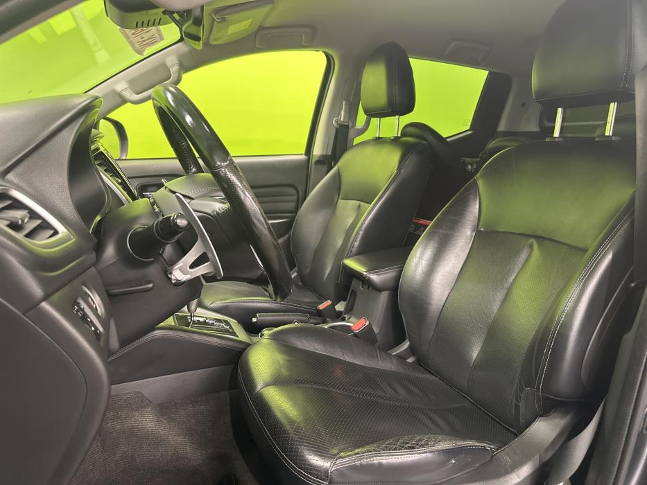 Mitsubishi L200 2020