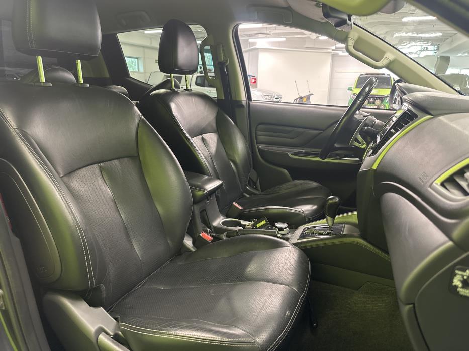 Mitsubishi L200 2020