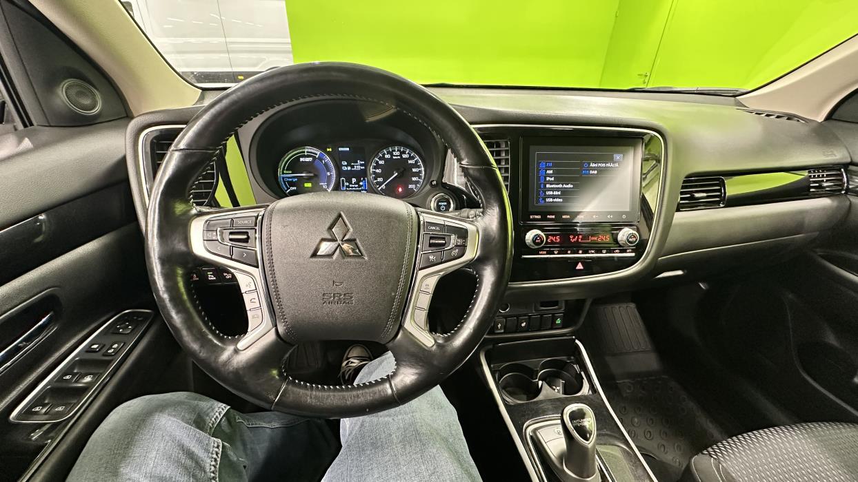 Mitsubishi Outlander PHEV 2020