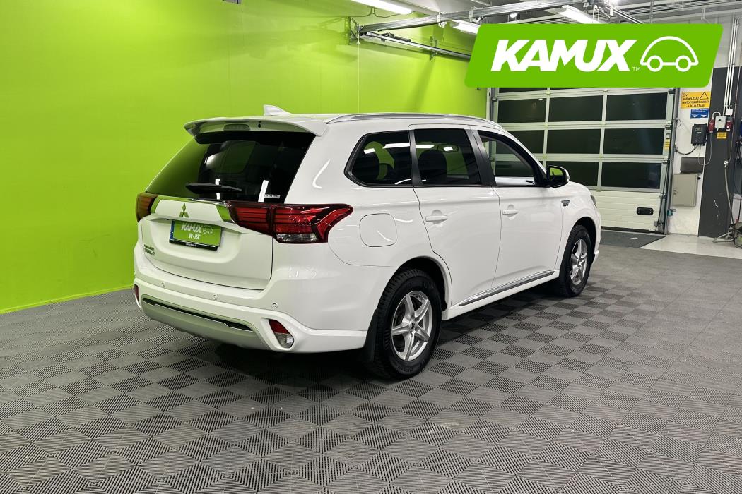 Mitsubishi Outlander PHEV 2020