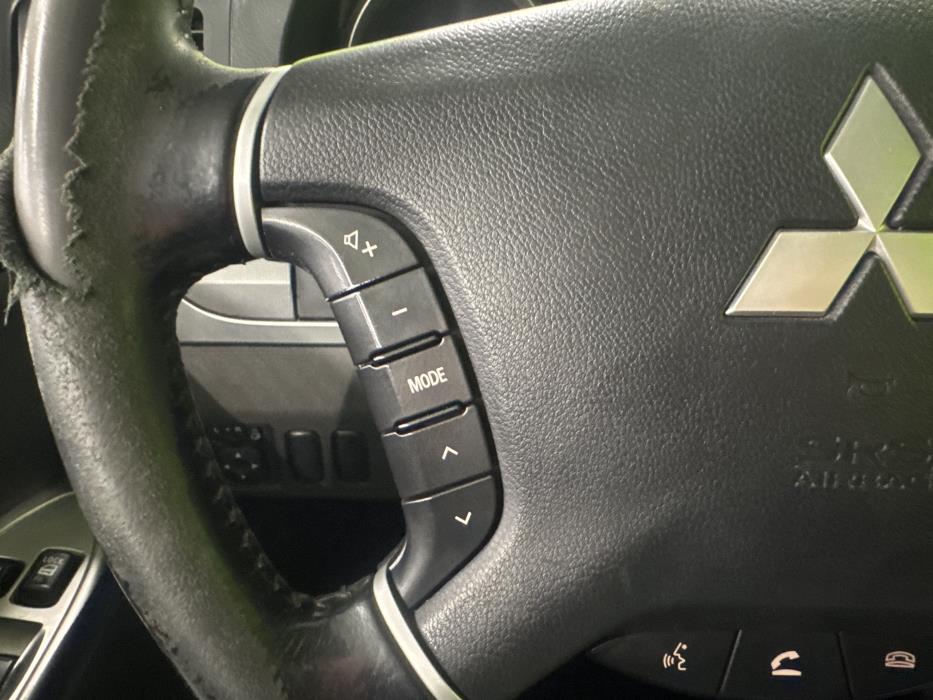 Mitsubishi Pajero 2014