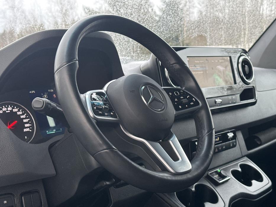 Mercedes-Benz Sprinter 2024