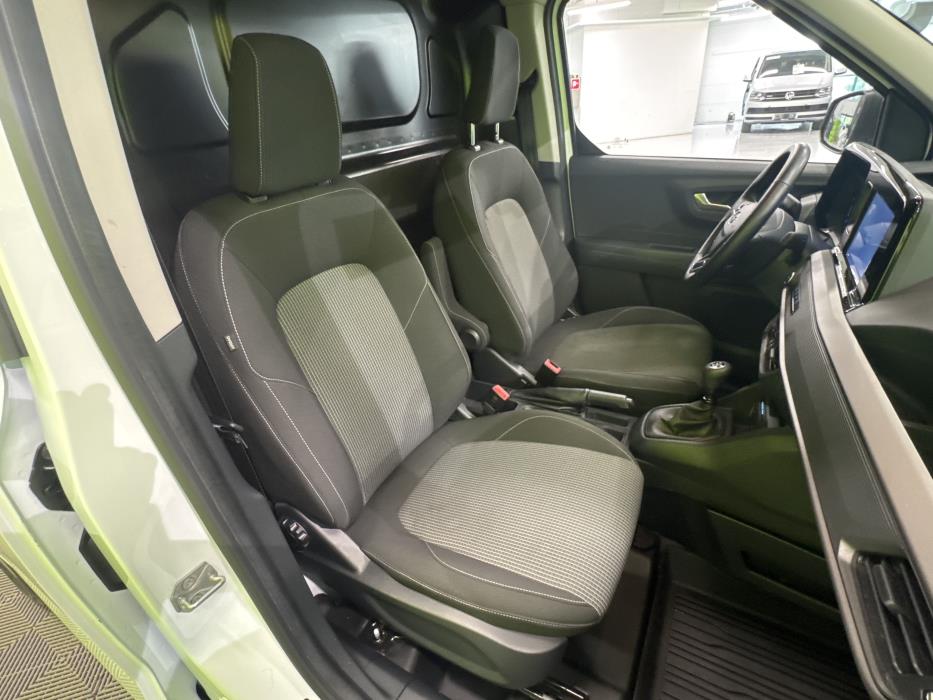 Ford Transit Courier 2024