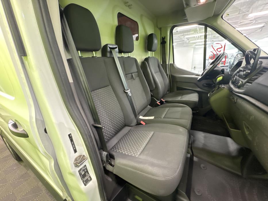 Ford Transit 2021