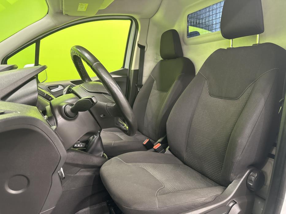 Ford Transit Courier 2018