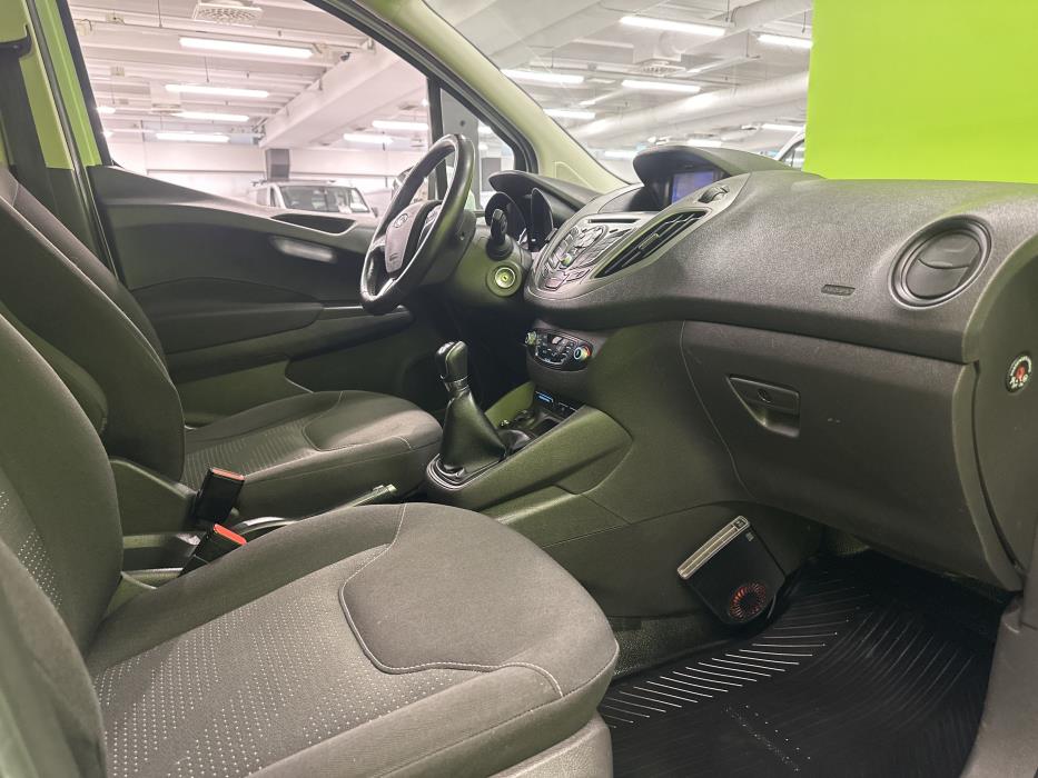 Ford Transit Courier 2018