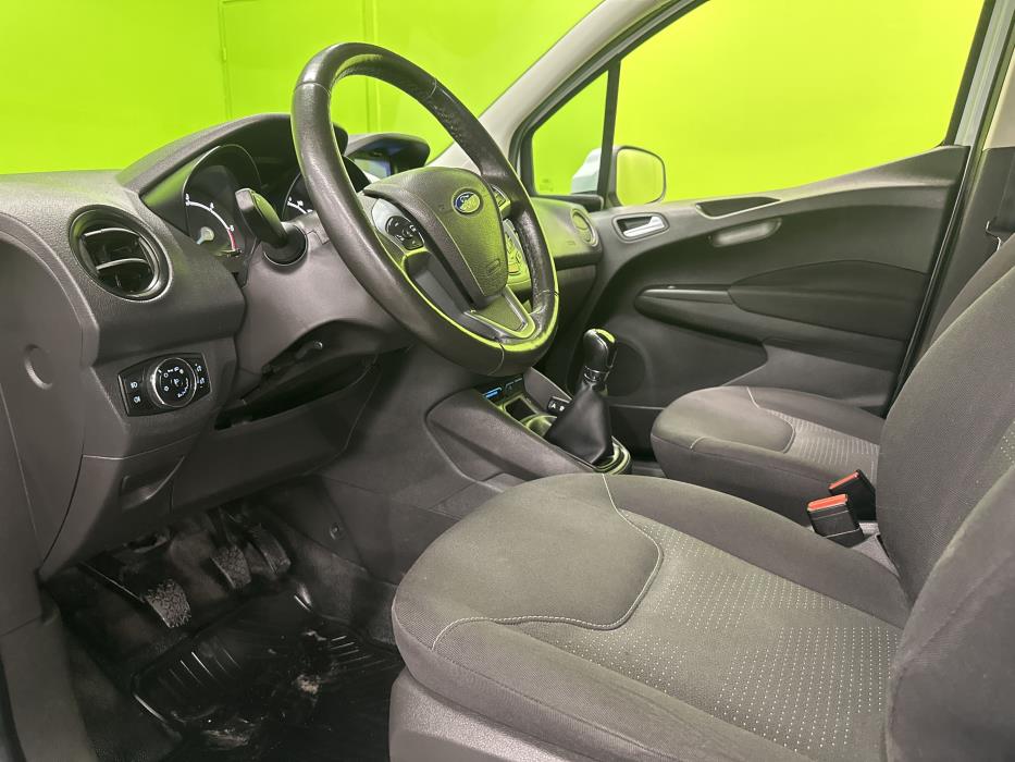 Ford Transit Courier 2018