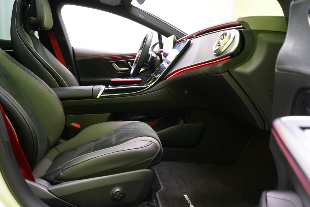 Mercedes-Benz EQE 2022