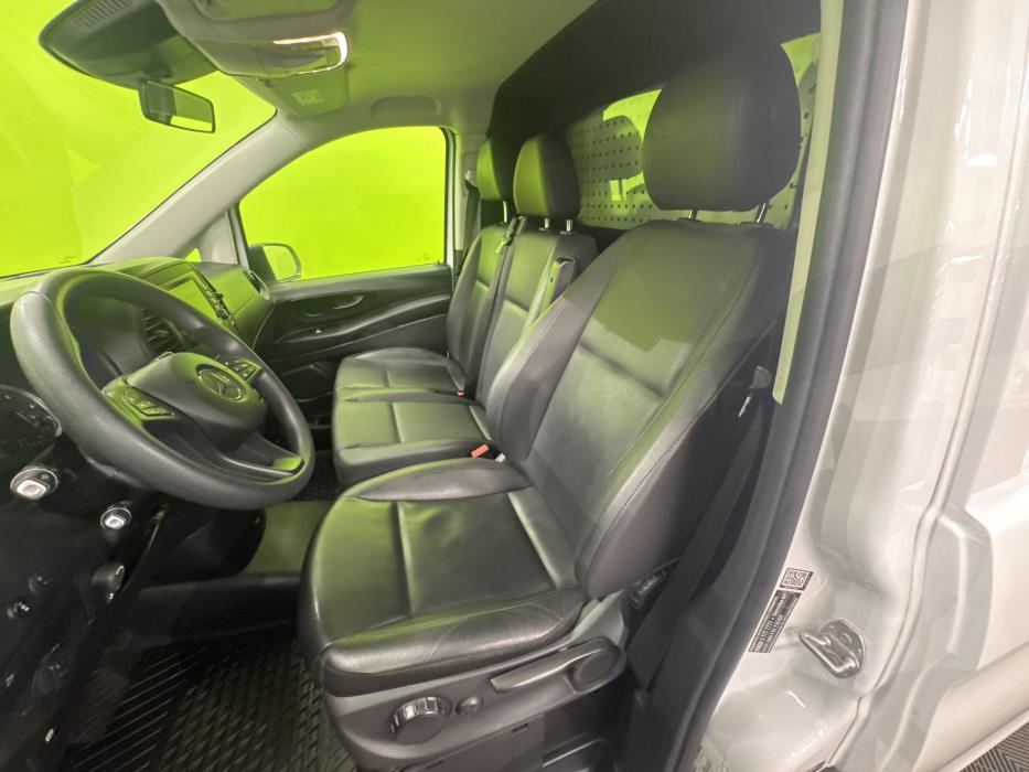Mercedes-Benz Vito 2023