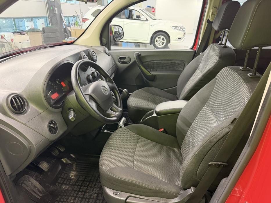 Mercedes-Benz Citan 2013