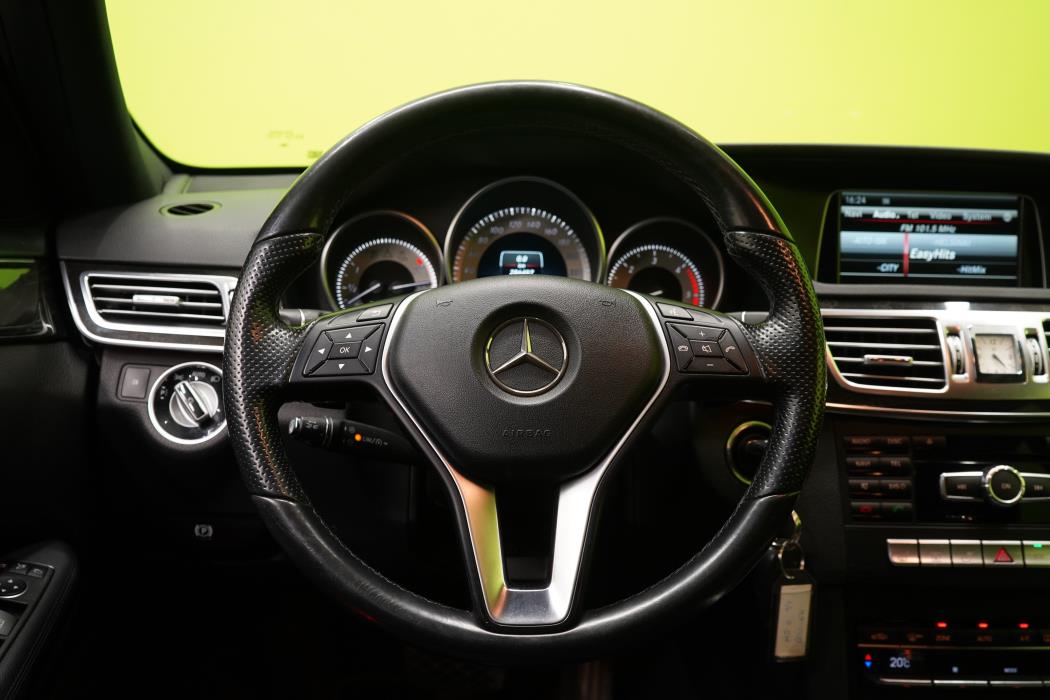 Mercedes-Benz E 2015
