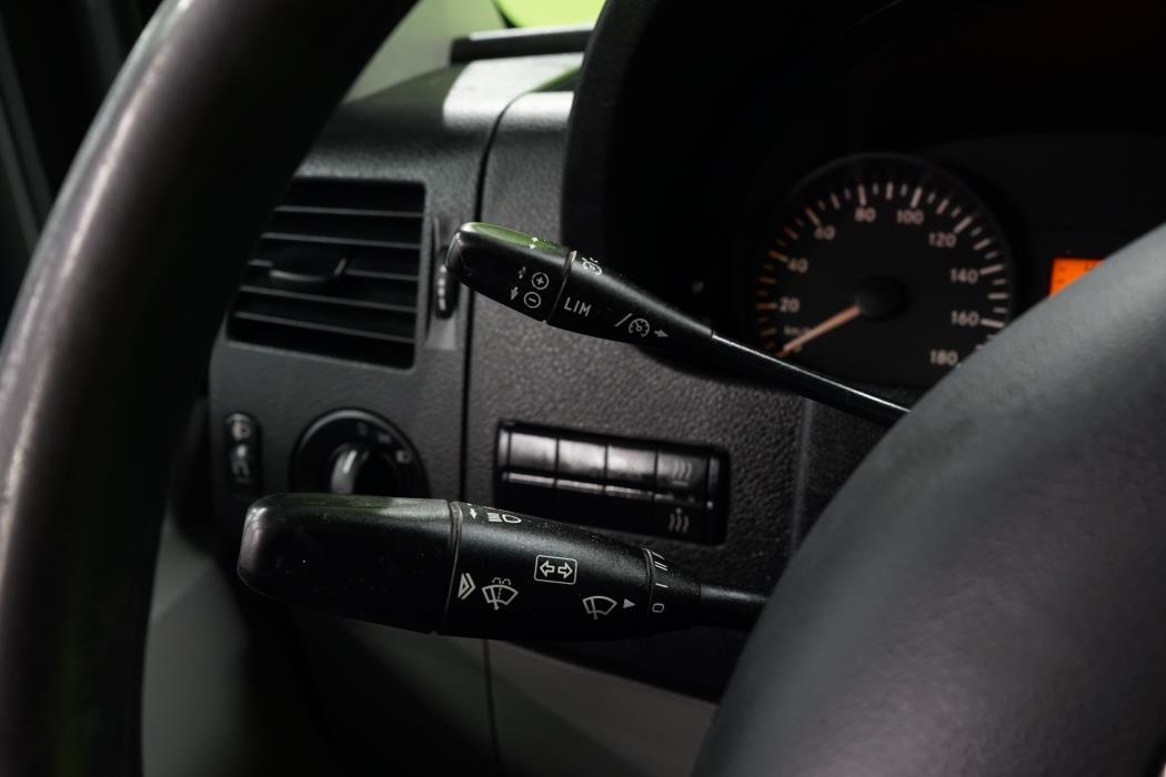 Mercedes-Benz Sprinter 2012