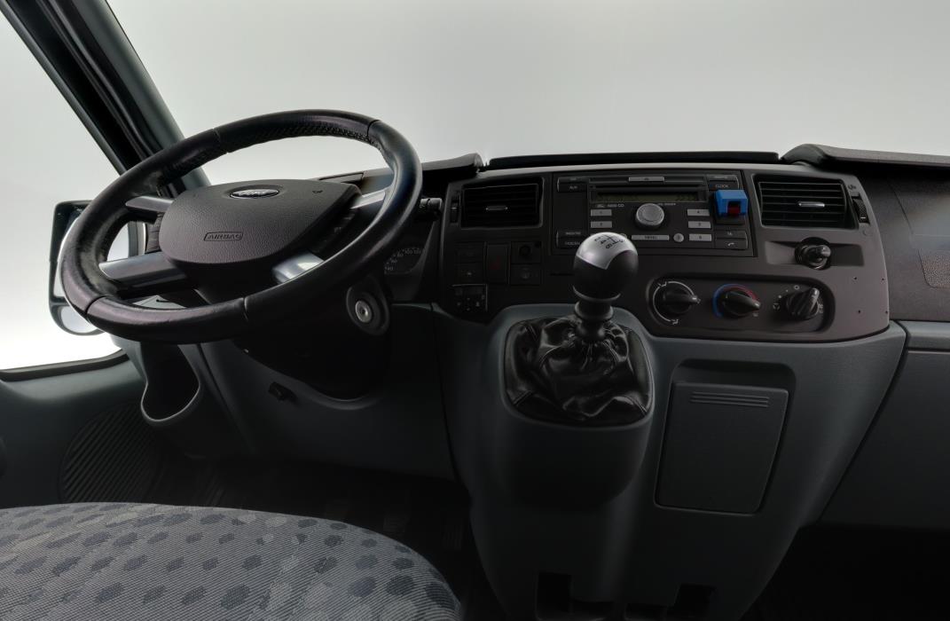 Ford Transit 2011
