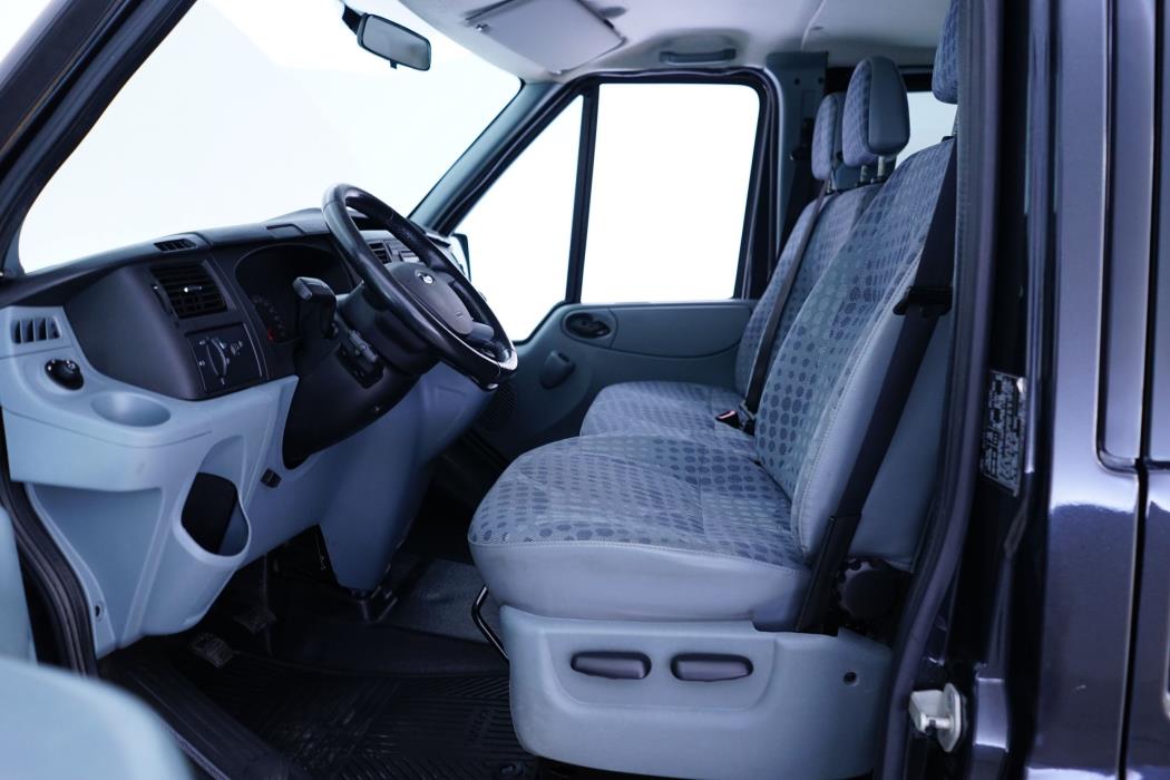 Ford Transit 2011
