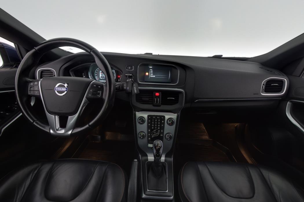 Volvo V40 2015