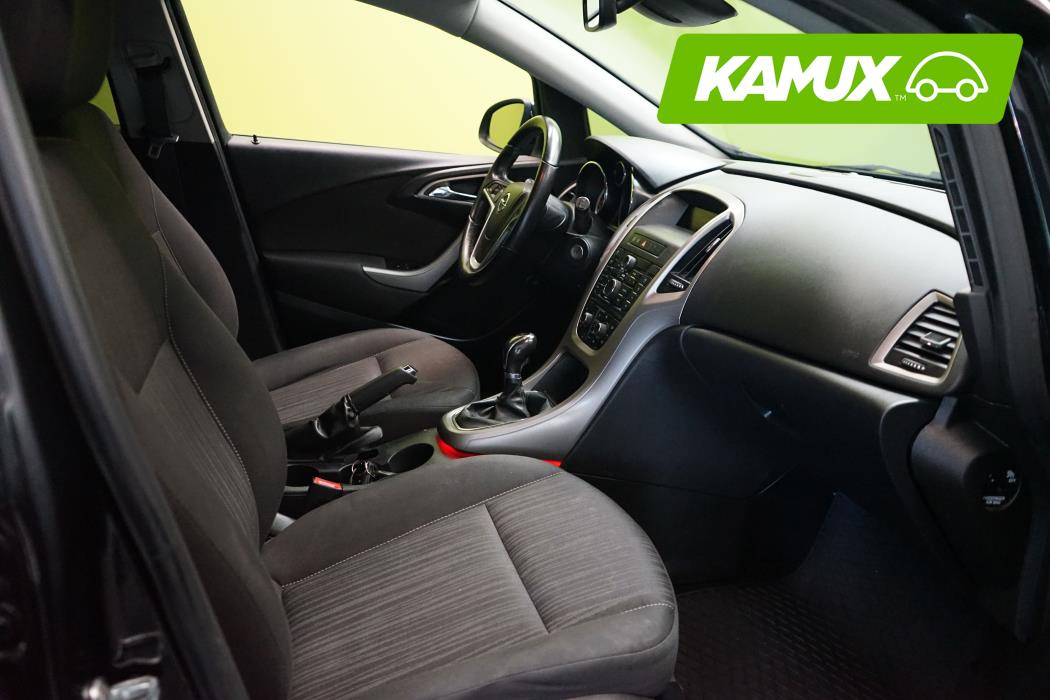Opel Astra 2011