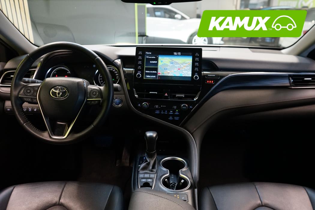 Toyota Camry 2023