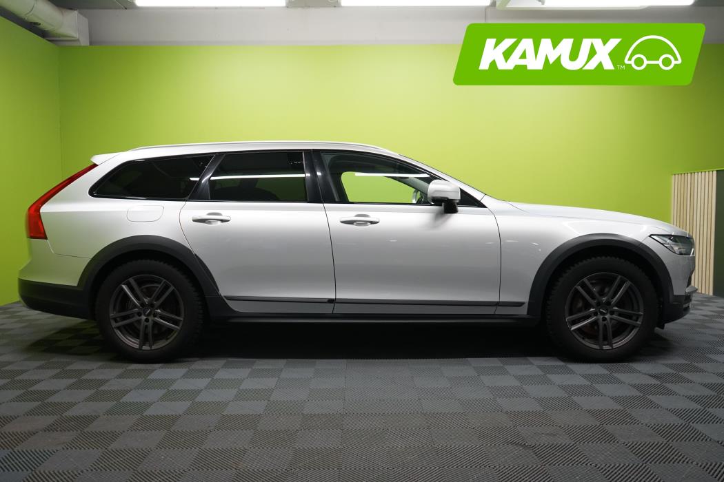 Volvo V90 Cross Country 2018