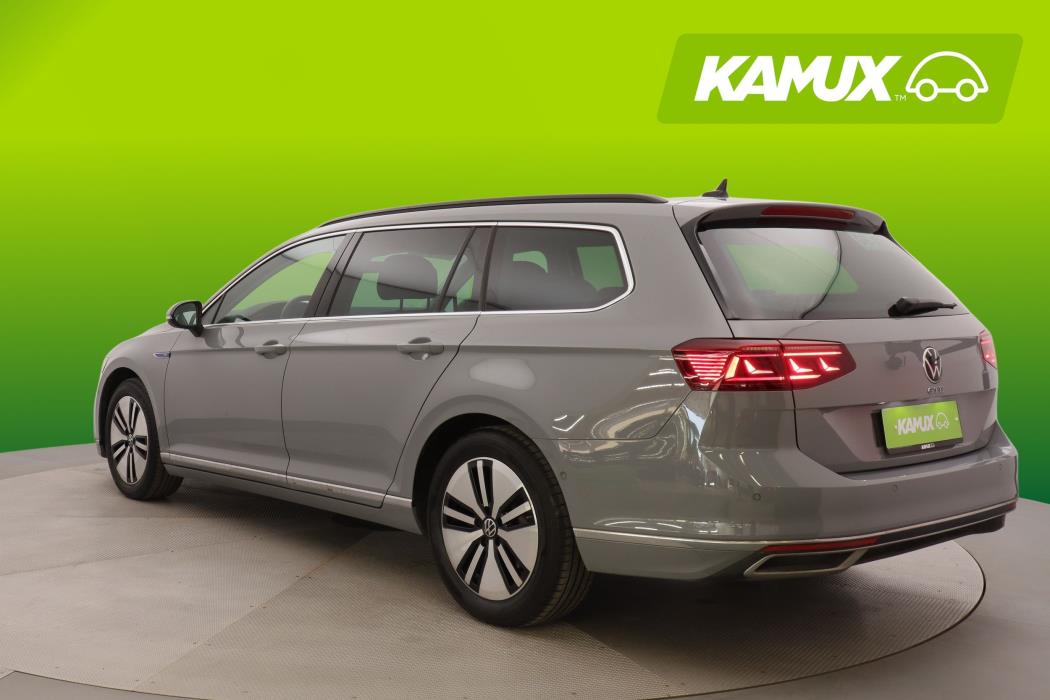 Volkswagen Passat 2023