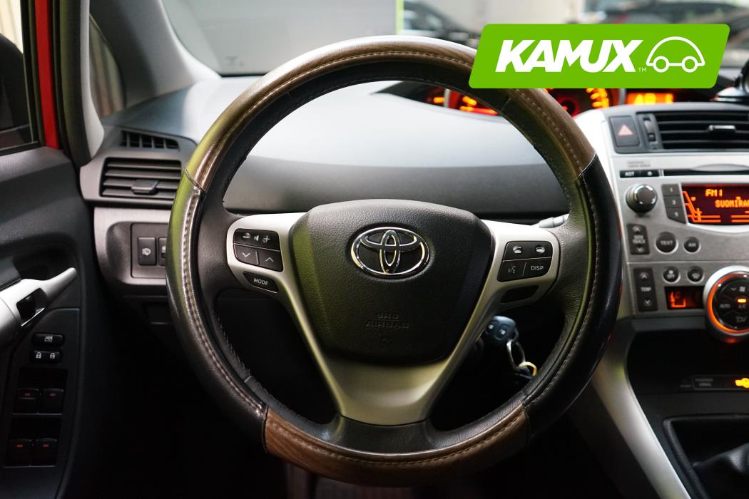 Toyota Verso 2010