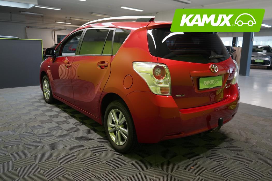 Toyota Verso 2010