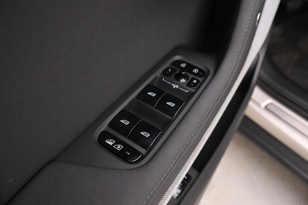 Polestar 2 2023