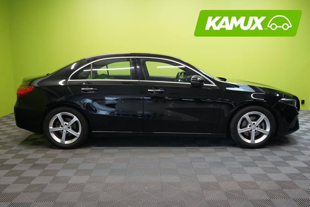 Mercedes-Benz A 2023