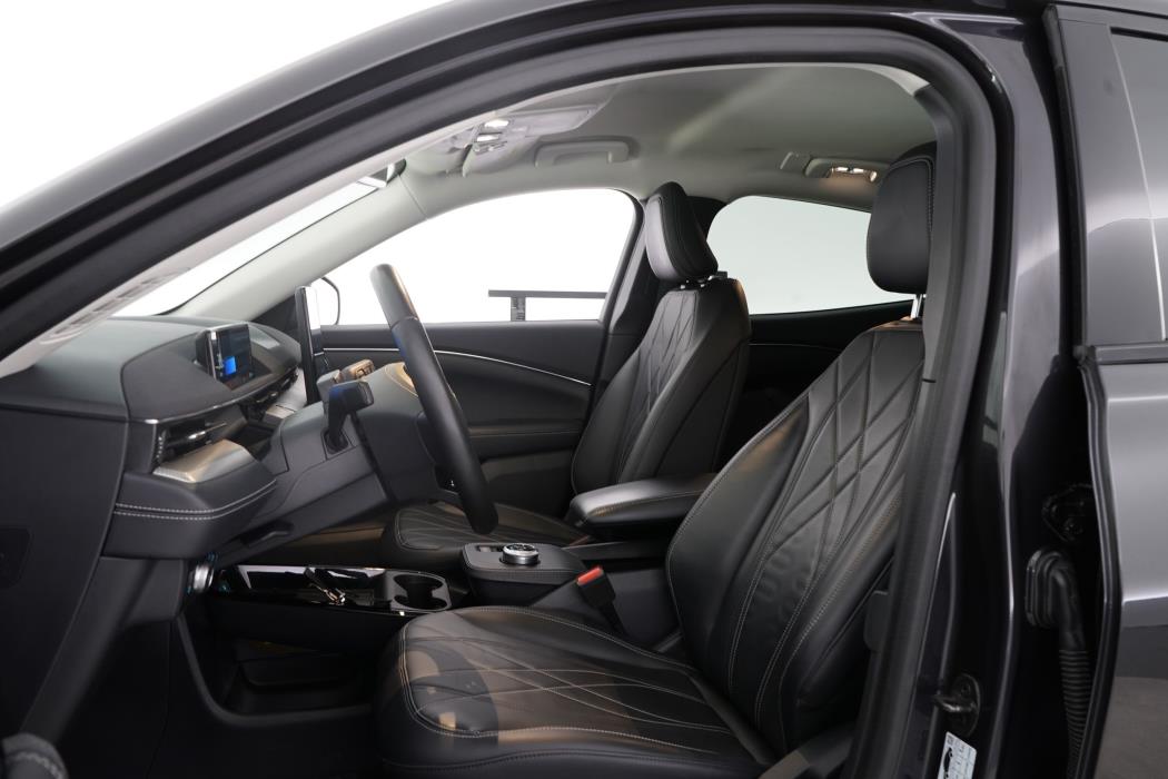 Ford Mustang Mach-E 2022