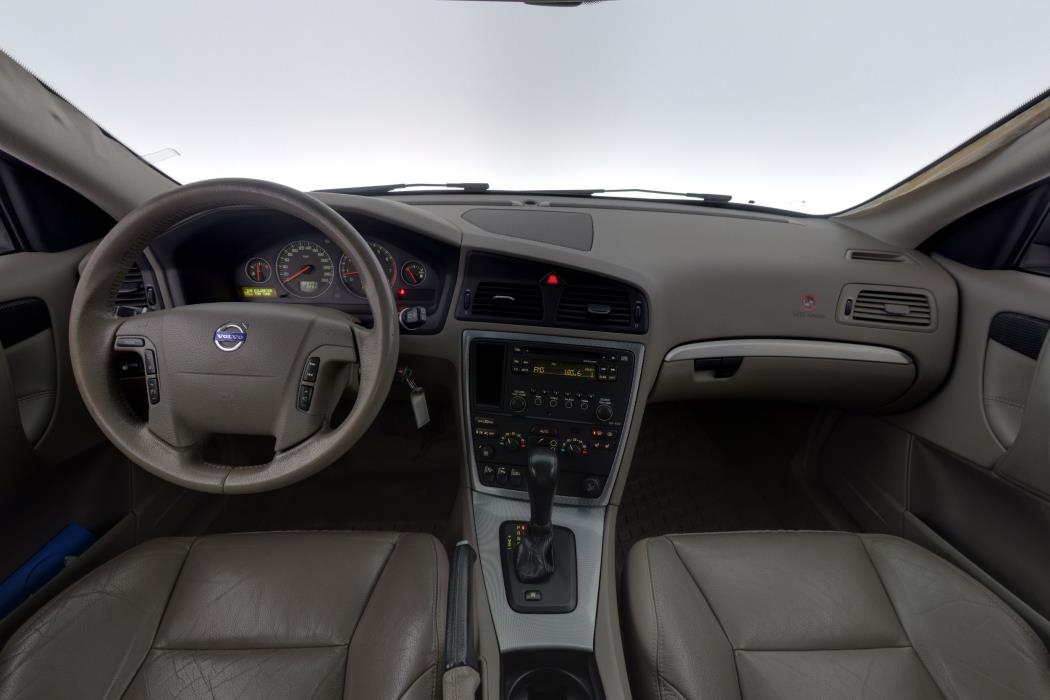 Volvo V70 2006