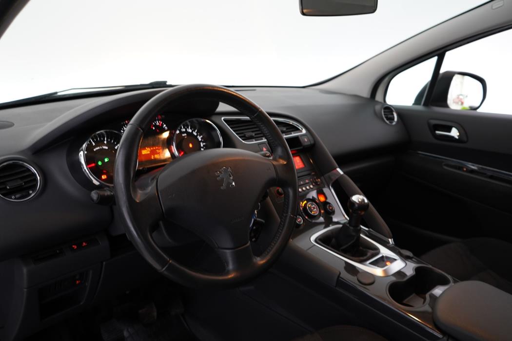 Peugeot 3008 2011