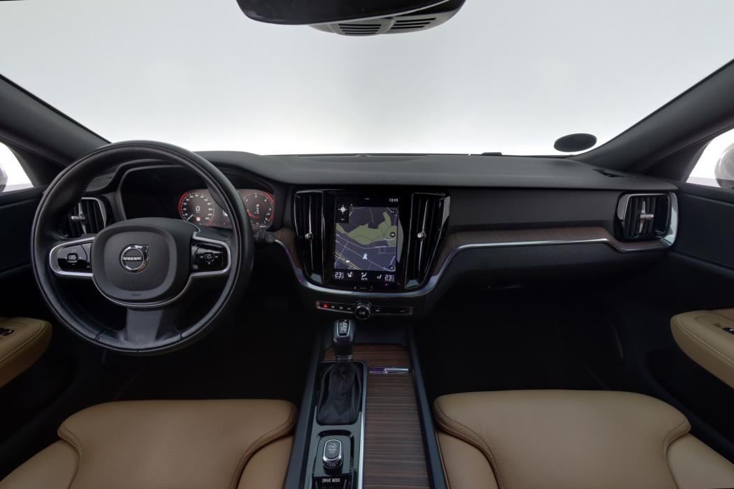 Volvo V60 2020