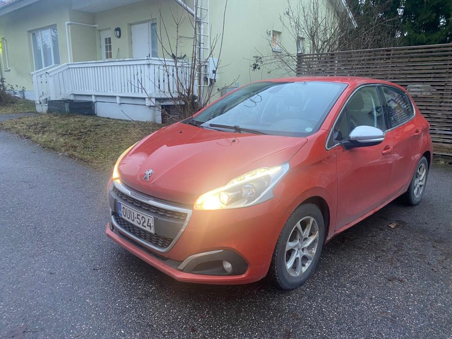Peugeot 208 2016