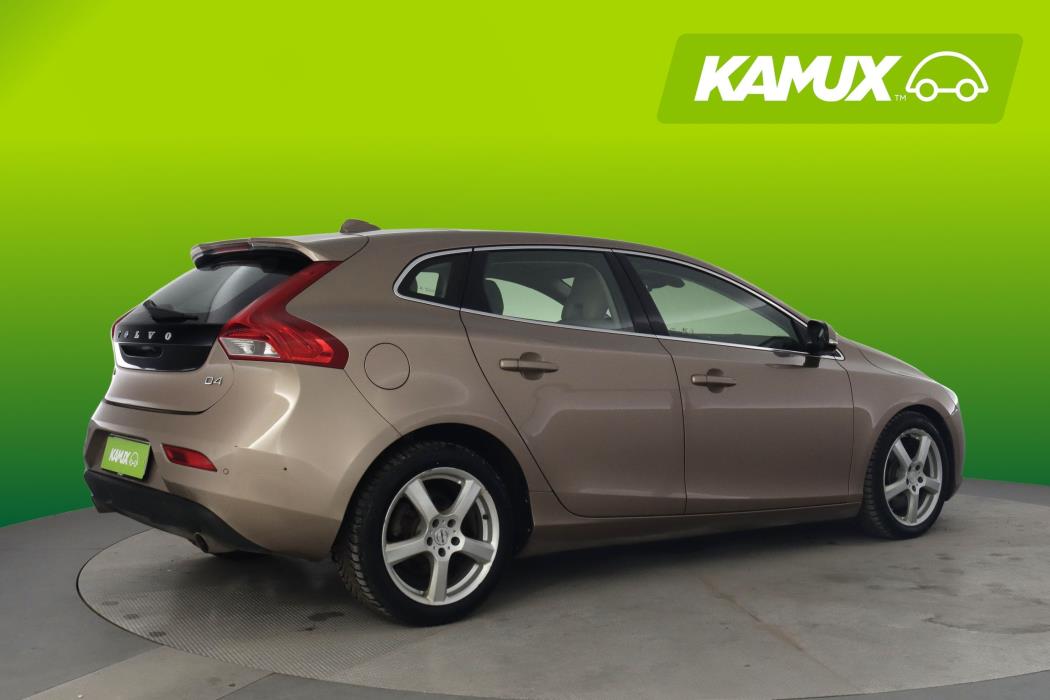 Volvo V40 2013