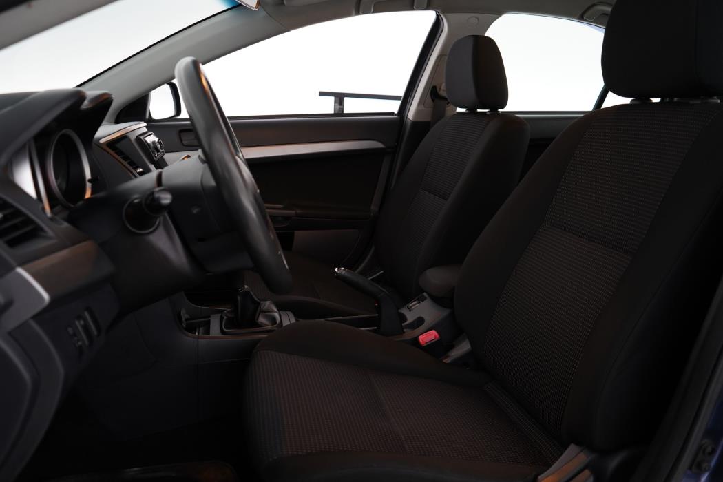 Mitsubishi Lancer 2011